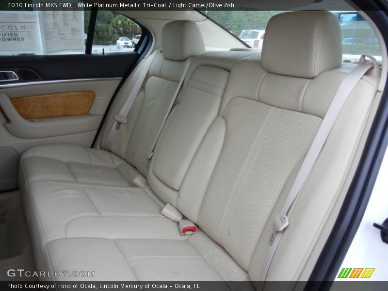 White Platinum Metallic Tri-Coat / Light Camel/Olive Ash 2010 Lincoln MKS FWD