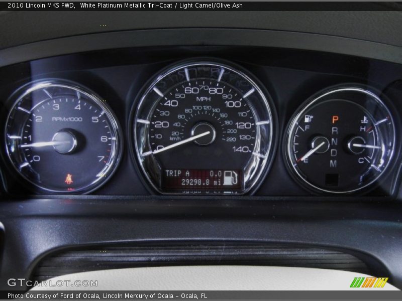 White Platinum Metallic Tri-Coat / Light Camel/Olive Ash 2010 Lincoln MKS FWD