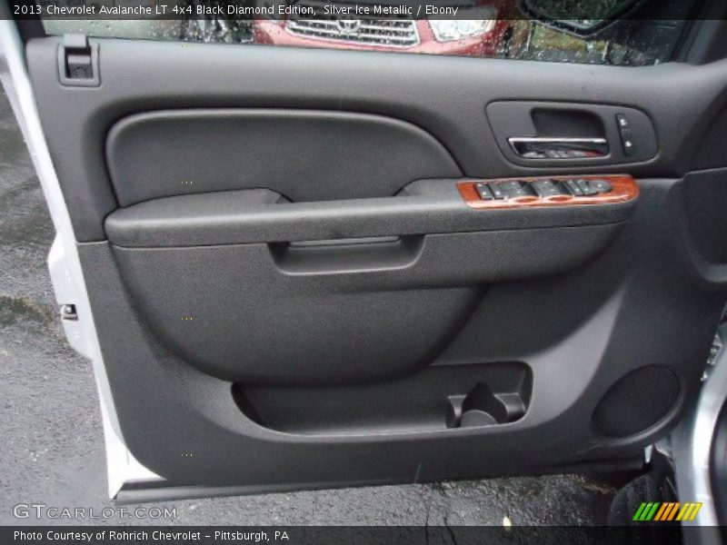 Silver Ice Metallic / Ebony 2013 Chevrolet Avalanche LT 4x4 Black Diamond Edition