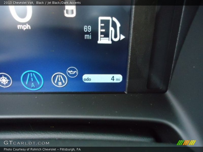 Black / Jet Black/Dark Accents 2013 Chevrolet Volt