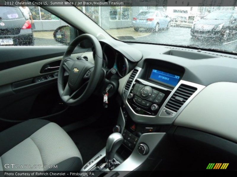 Summit White / Jet Black/Medium Titanium 2012 Chevrolet Cruze LS