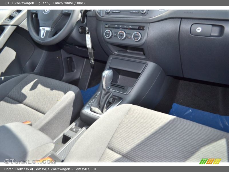 Candy White / Black 2013 Volkswagen Tiguan S