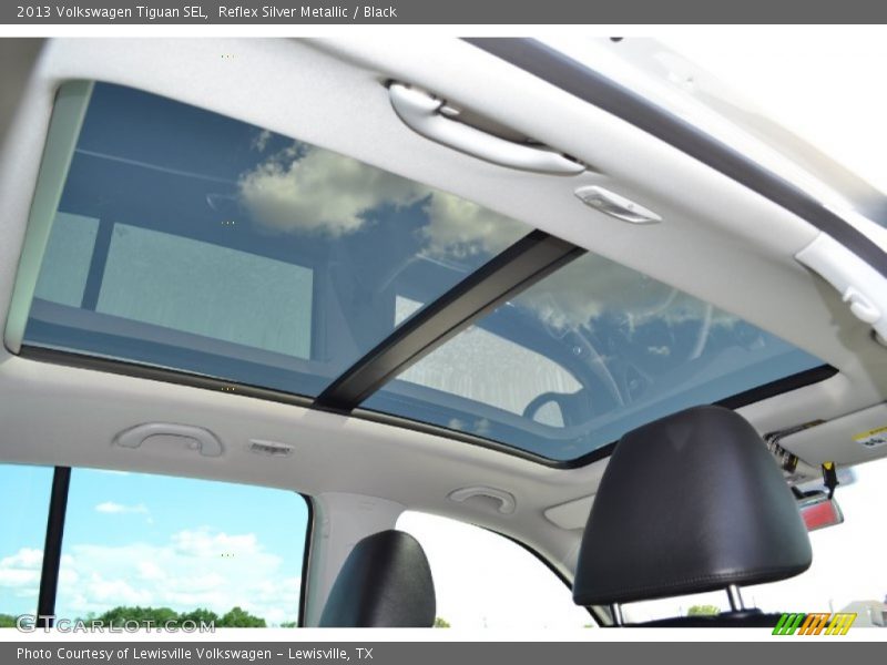 Reflex Silver Metallic / Black 2013 Volkswagen Tiguan SEL