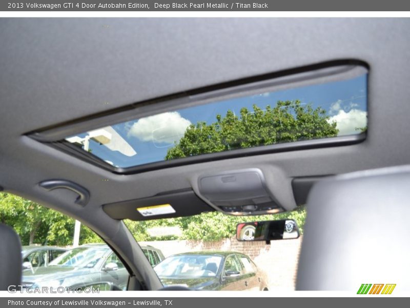 Deep Black Pearl Metallic / Titan Black 2013 Volkswagen GTI 4 Door Autobahn Edition