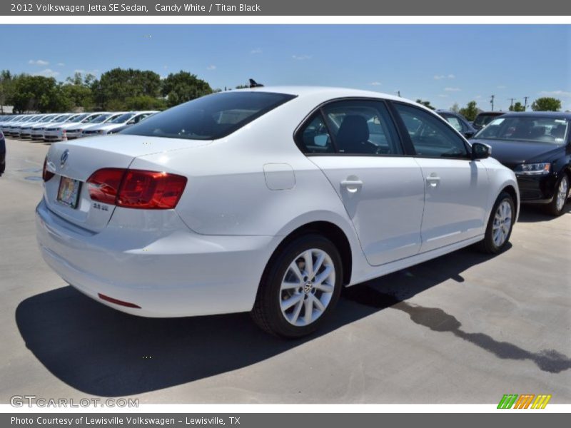 Candy White / Titan Black 2012 Volkswagen Jetta SE Sedan