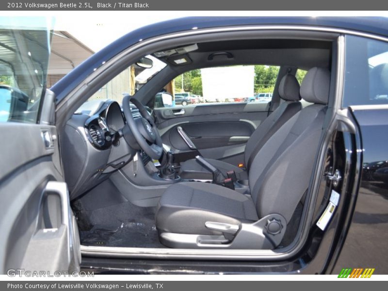  2012 Beetle 2.5L Titan Black Interior