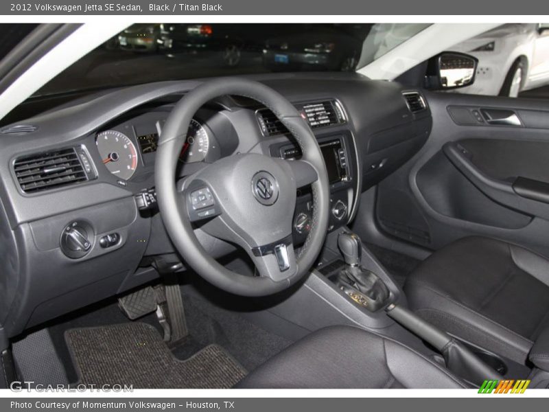 Black / Titan Black 2012 Volkswagen Jetta SE Sedan