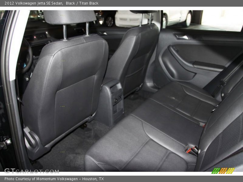 Black / Titan Black 2012 Volkswagen Jetta SE Sedan