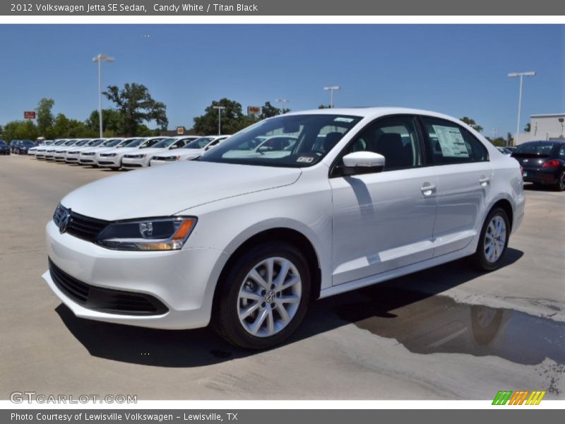 Candy White / Titan Black 2012 Volkswagen Jetta SE Sedan