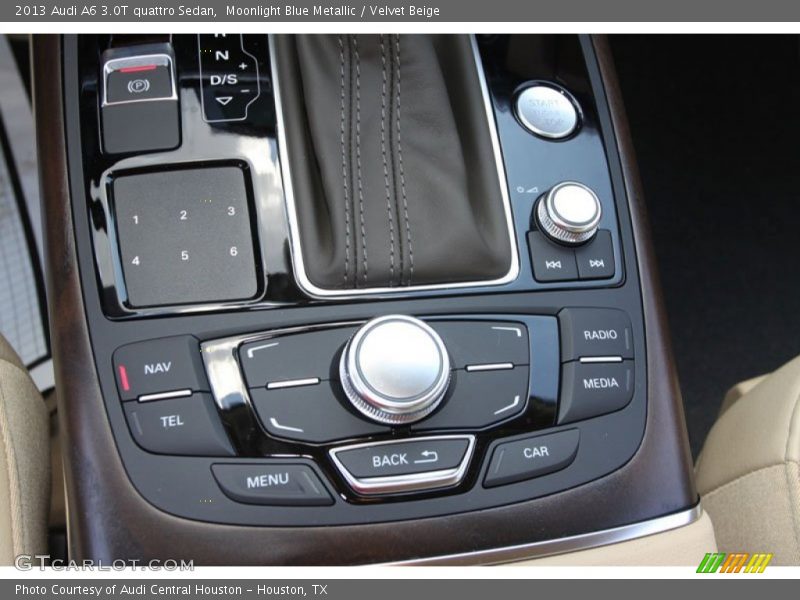 Controls of 2013 A6 3.0T quattro Sedan