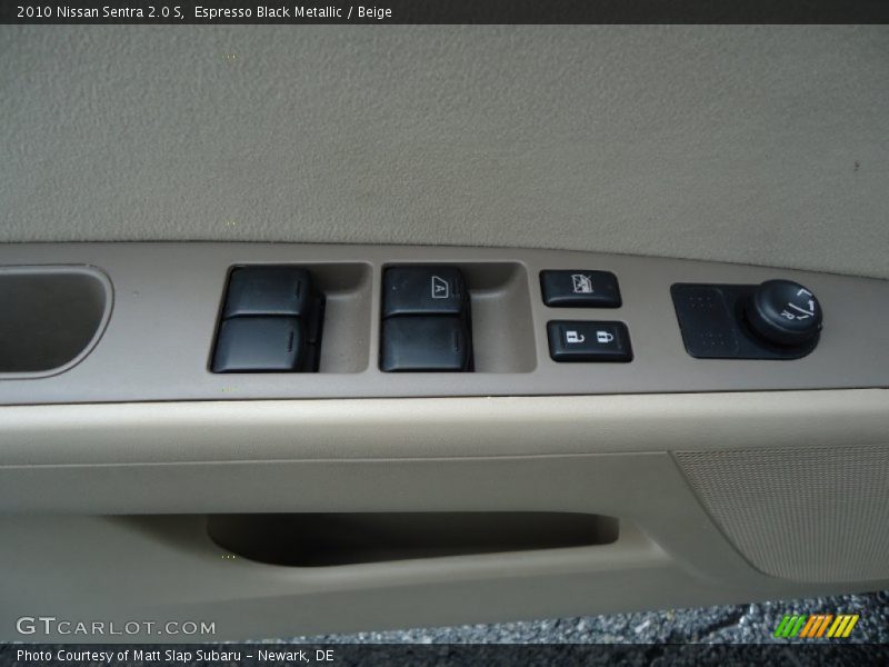 Espresso Black Metallic / Beige 2010 Nissan Sentra 2.0 S