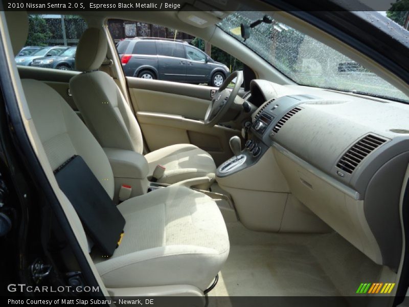 Espresso Black Metallic / Beige 2010 Nissan Sentra 2.0 S