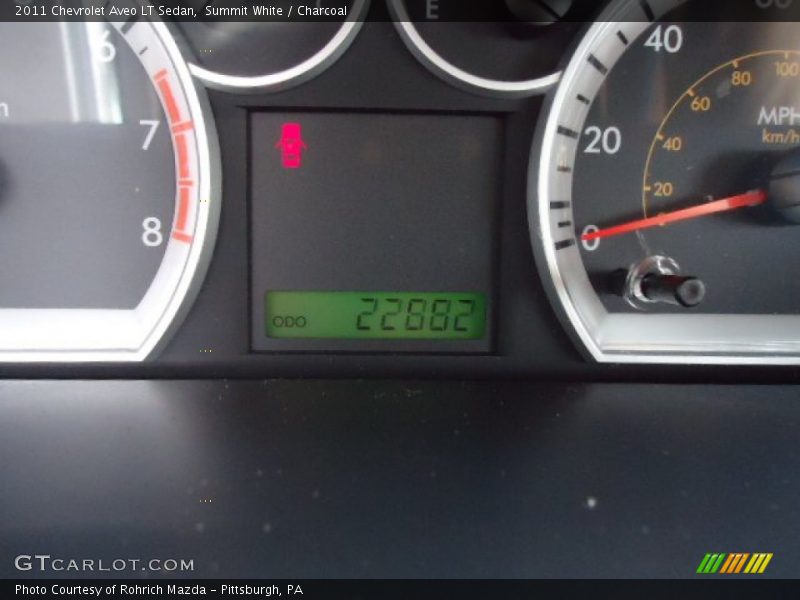 Summit White / Charcoal 2011 Chevrolet Aveo LT Sedan