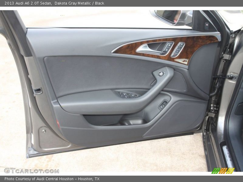 Door Panel of 2013 A6 2.0T Sedan