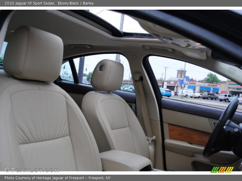 Ebony Black / Barley 2010 Jaguar XF Sport Sedan