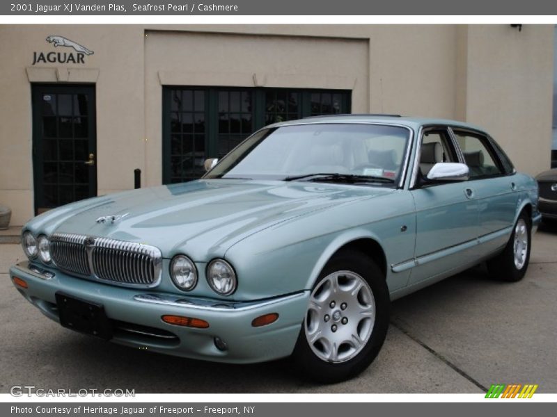 Seafrost Pearl / Cashmere 2001 Jaguar XJ Vanden Plas