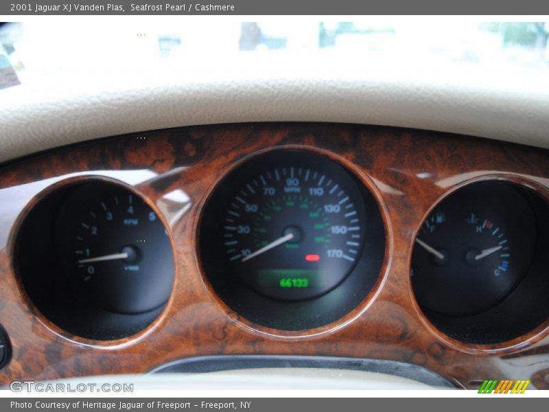 Seafrost Pearl / Cashmere 2001 Jaguar XJ Vanden Plas