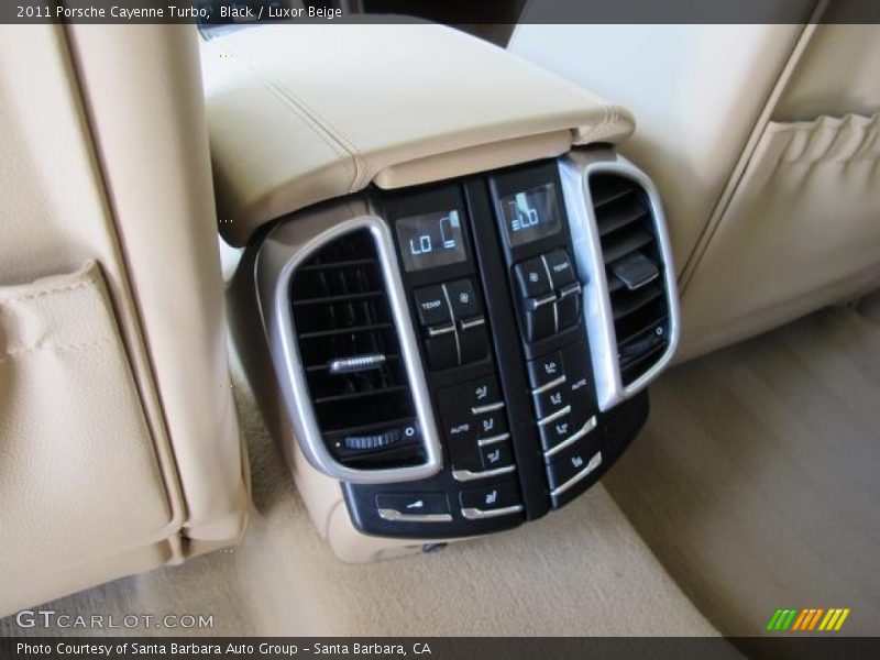 Controls of 2011 Cayenne Turbo