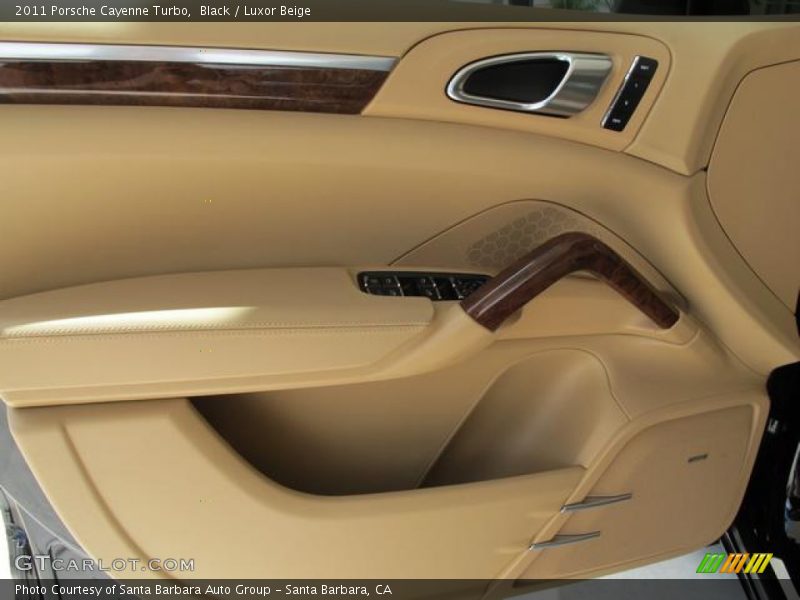 Black / Luxor Beige 2011 Porsche Cayenne Turbo
