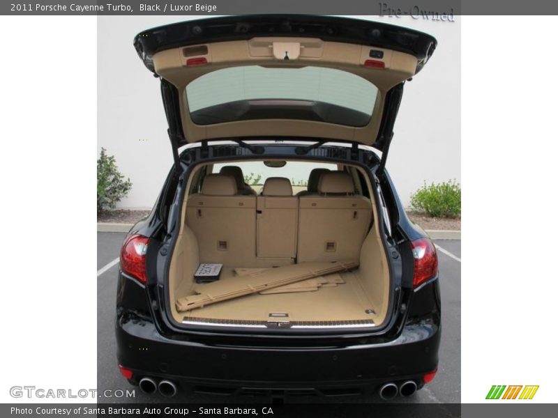 Black / Luxor Beige 2011 Porsche Cayenne Turbo