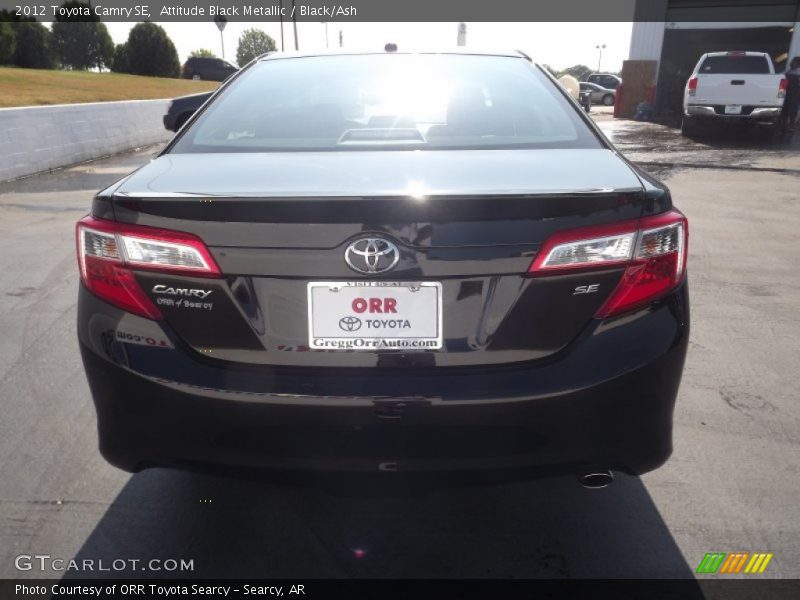 Attitude Black Metallic / Black/Ash 2012 Toyota Camry SE