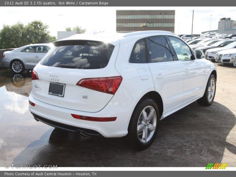 Ibis White / Cardamom Beige 2012 Audi Q5 3.2 FSI quattro