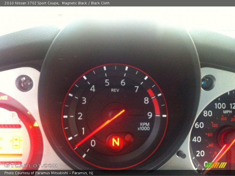 Magnetic Black / Black Cloth 2010 Nissan 370Z Sport Coupe