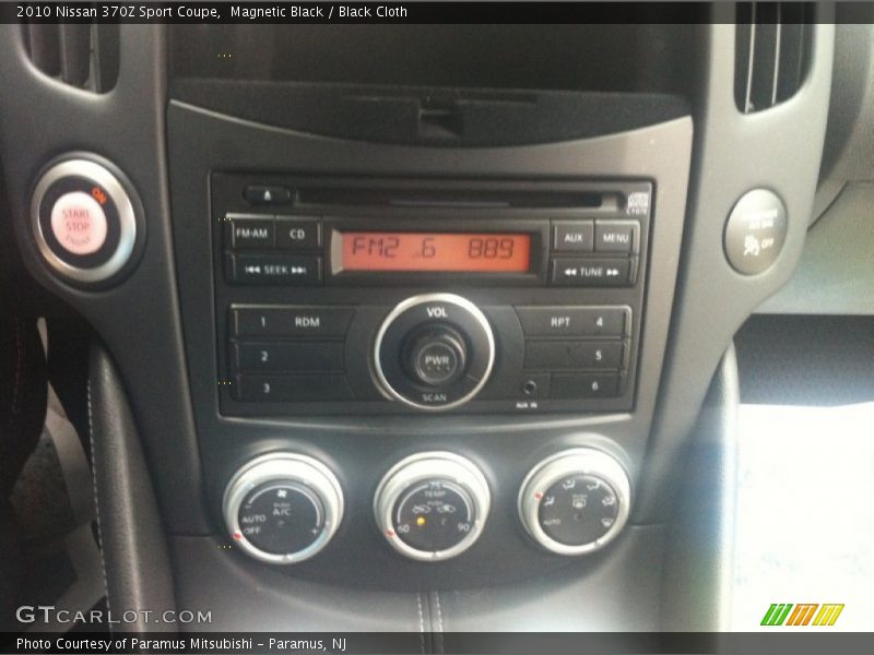 Magnetic Black / Black Cloth 2010 Nissan 370Z Sport Coupe