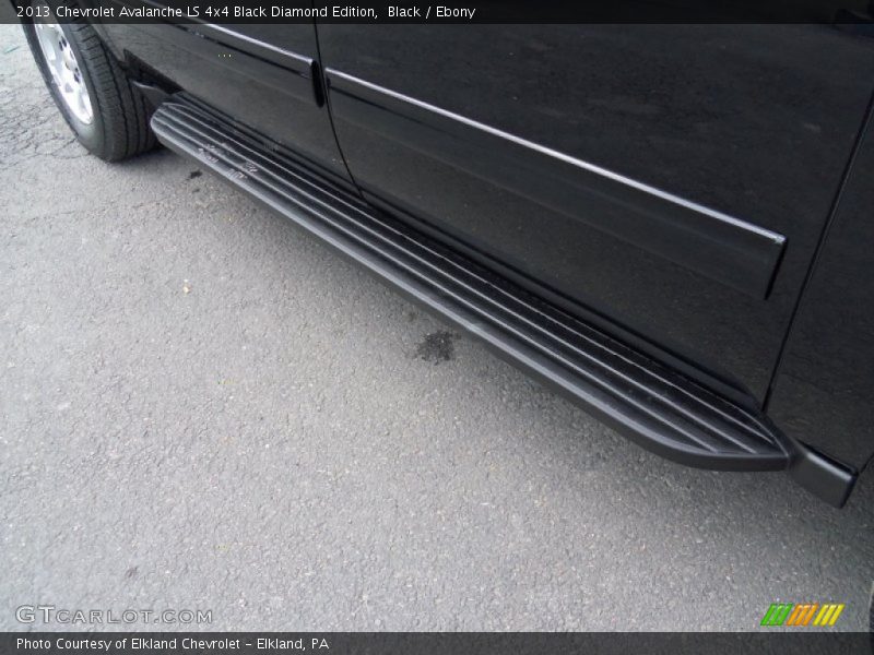 Black / Ebony 2013 Chevrolet Avalanche LS 4x4 Black Diamond Edition