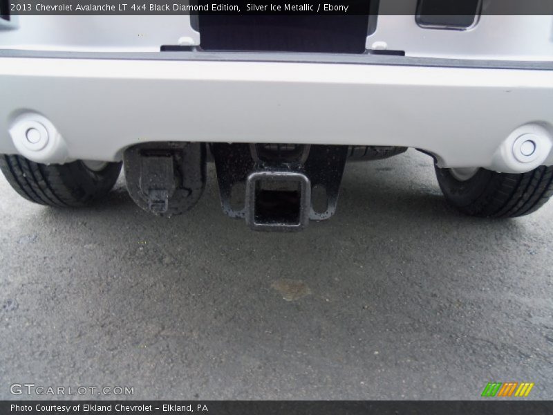 Silver Ice Metallic / Ebony 2013 Chevrolet Avalanche LT 4x4 Black Diamond Edition