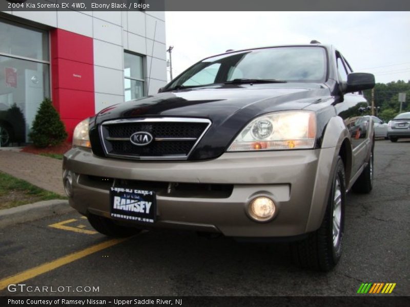 Ebony Black / Beige 2004 Kia Sorento EX 4WD