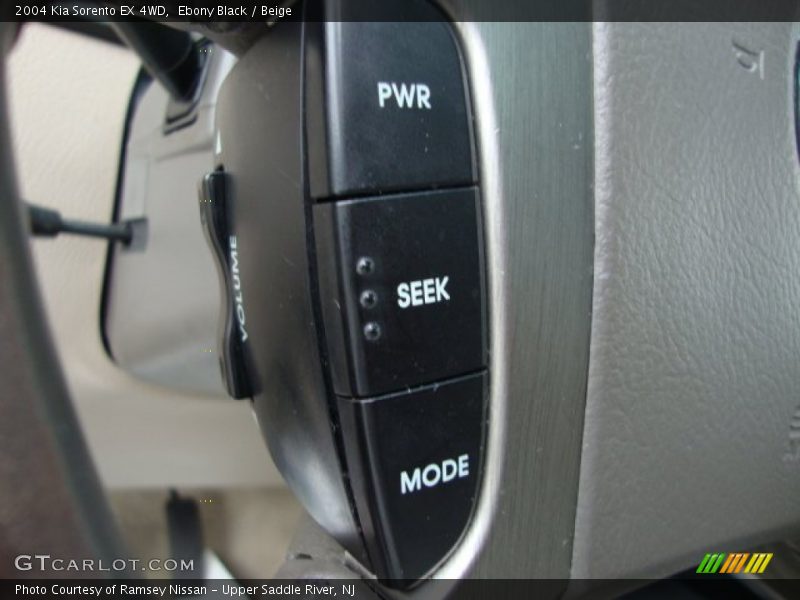 Ebony Black / Beige 2004 Kia Sorento EX 4WD