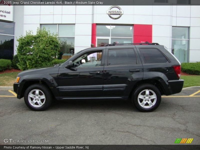 Black / Medium Slate Gray 2005 Jeep Grand Cherokee Laredo 4x4