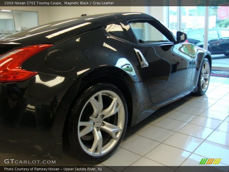 Magnetic Black / Gray Leather 2009 Nissan 370Z Touring Coupe