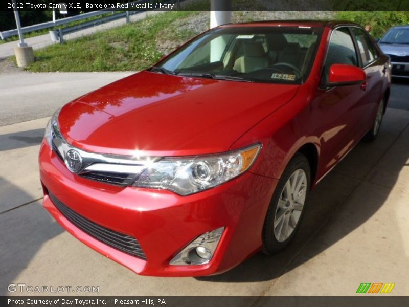 Barcelona Red Metallic / Ivory 2012 Toyota Camry XLE