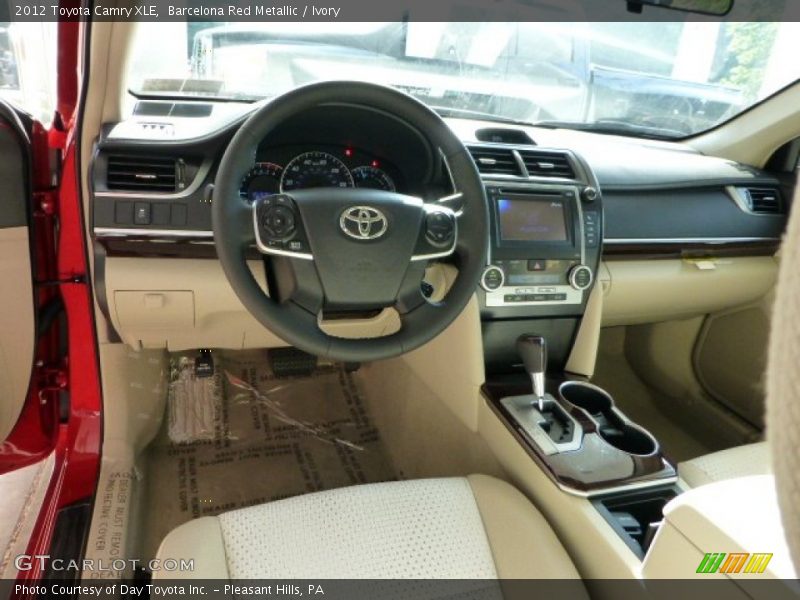 Barcelona Red Metallic / Ivory 2012 Toyota Camry XLE