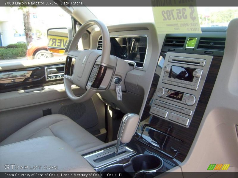 Black / Stone 2008 Lincoln Navigator Luxury