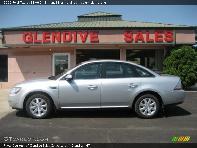 Brilliant Silver Metallic / Medium Light Stone 2009 Ford Taurus SE AWD