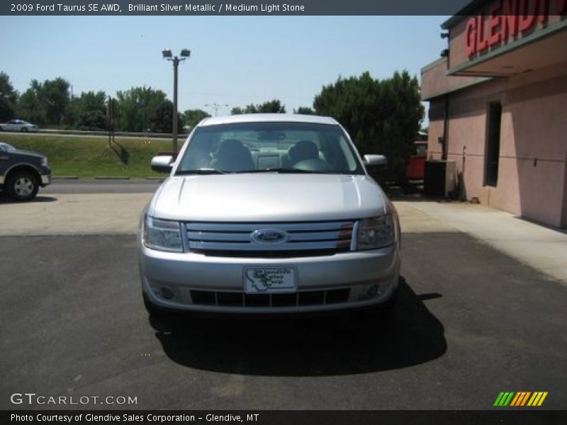 Brilliant Silver Metallic / Medium Light Stone 2009 Ford Taurus SE AWD