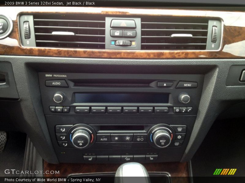 Jet Black / Black 2009 BMW 3 Series 328xi Sedan
