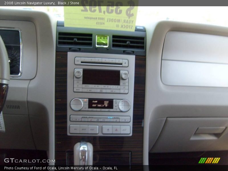 Black / Stone 2008 Lincoln Navigator Luxury