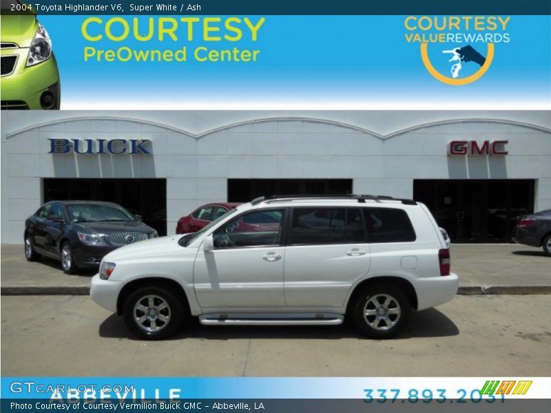 Super White / Ash 2004 Toyota Highlander V6