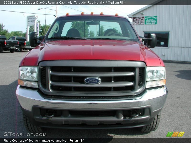 Toreador Red Metallic / Medium Flint 2002 Ford F350 Super Duty XL Regular Cab 4x4