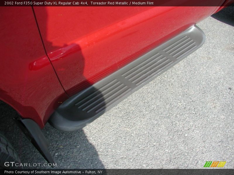 Toreador Red Metallic / Medium Flint 2002 Ford F350 Super Duty XL Regular Cab 4x4