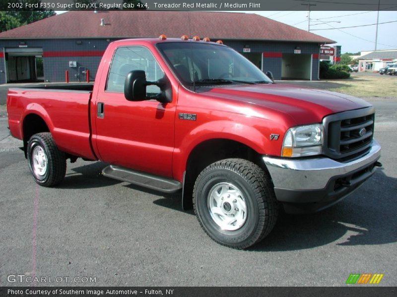 Toreador Red Metallic / Medium Flint 2002 Ford F350 Super Duty XL Regular Cab 4x4