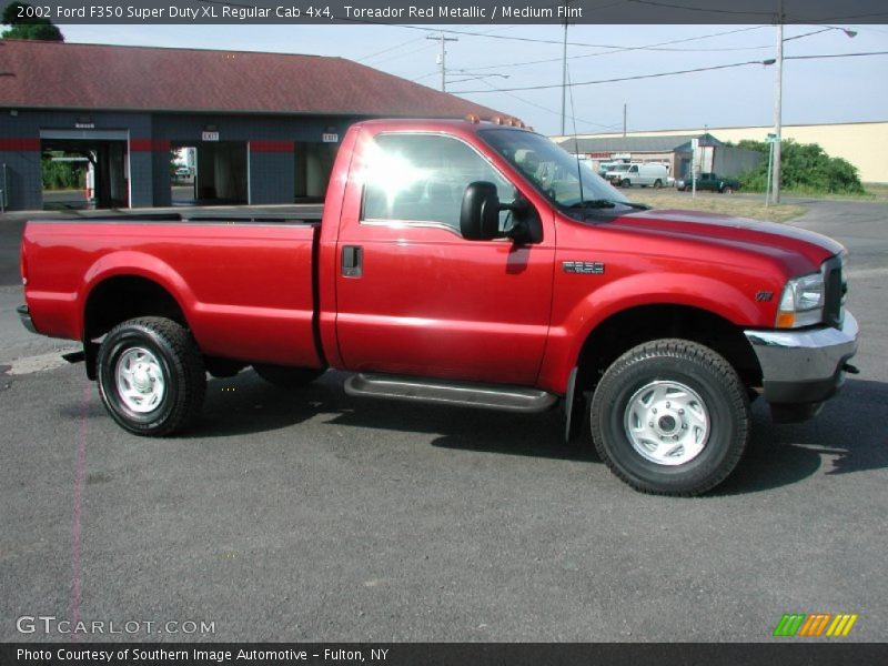 Toreador Red Metallic / Medium Flint 2002 Ford F350 Super Duty XL Regular Cab 4x4