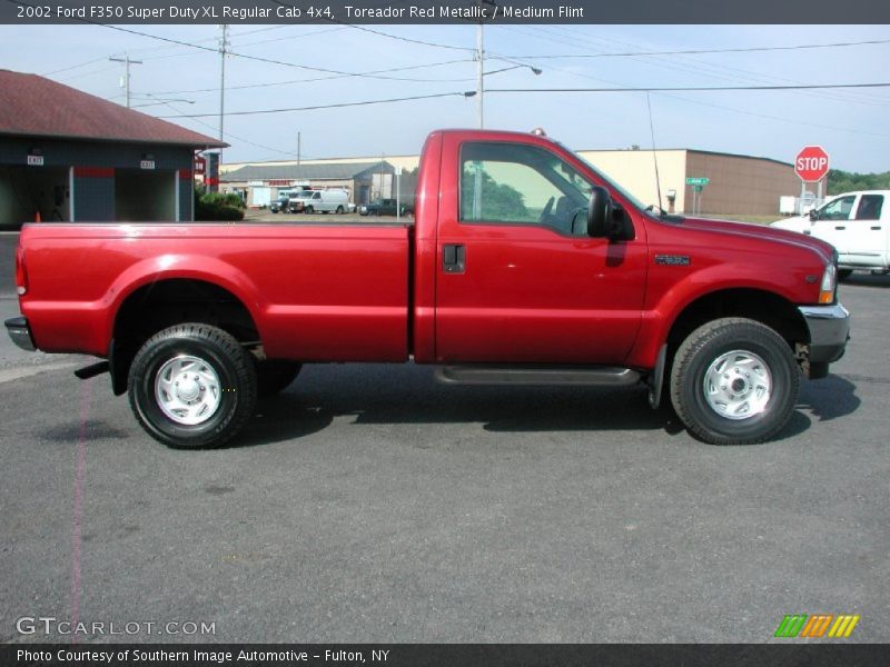 Toreador Red Metallic / Medium Flint 2002 Ford F350 Super Duty XL Regular Cab 4x4
