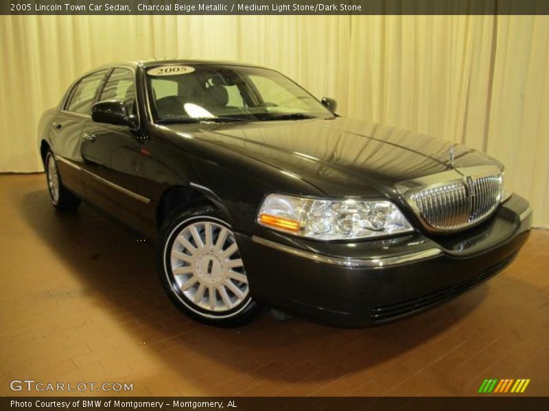 Charcoal Beige Metallic / Medium Light Stone/Dark Stone 2005 Lincoln Town Car Sedan