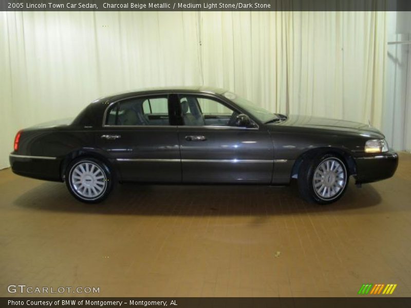 Charcoal Beige Metallic / Medium Light Stone/Dark Stone 2005 Lincoln Town Car Sedan