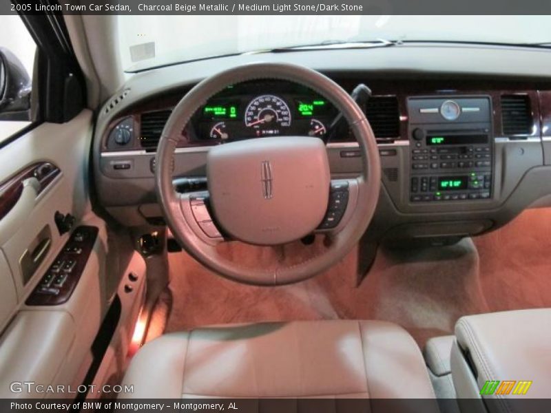 Dashboard of 2005 Town Car Sedan